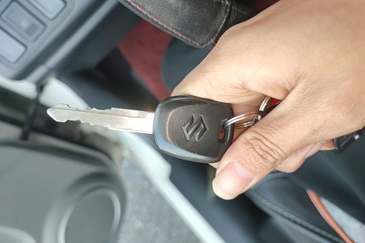 铃木 雨燕 2014款 1.5L 自动时尚型中控内饰11