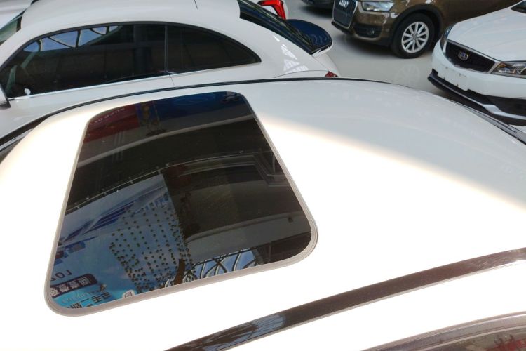 奔驰C级 2020款 C 260 运动版局部细节57