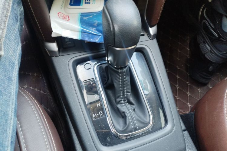 斯巴鲁 森林人 2016款 2.5i 尊贵导航版中控内饰18