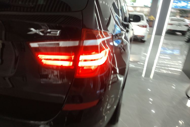 宝马X3(进口) 2016款 sDrive20i车身外观9