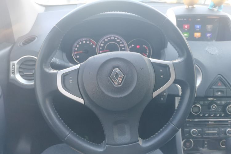 雷诺 科雷傲(进口) 2014款 改款 2.0L 两驱时尚版局部细节13