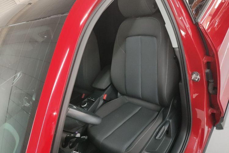 奥迪Q2L 2018款 35 TFSI 上市专享版 国VI局部细节19