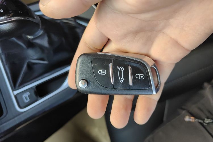 吉利汽车 远景 2020款 1.5L 手动亚运版中控内饰7001