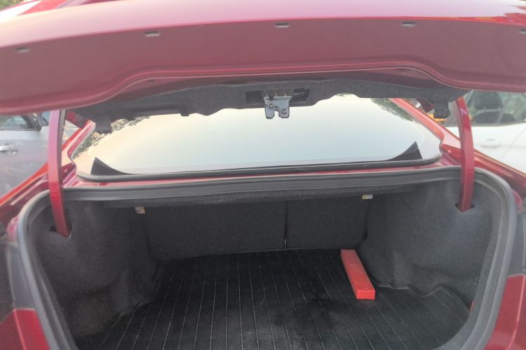 福特 蒙迪欧 2013款 2.0L GTDi200时尚型机舱底盘23