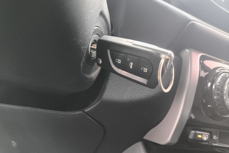 丰田 YARiS L 致炫 2020款 致炫X 1.5L CVT领先版中控内饰7001