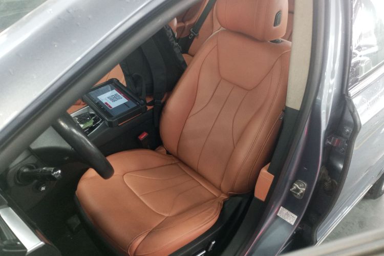 吉利汽车 博瑞 2015款 1.8T 尊贵型局部细节19