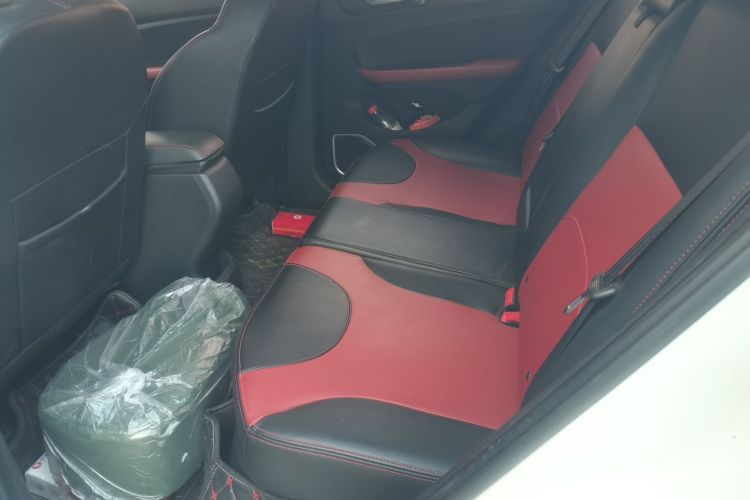 中华V3 2017款 1.5L 自动智能型中控内饰21