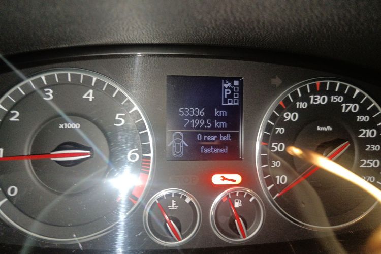 雷诺 拉古那 2012款 古贝2.0T 豪华导航版中控内饰15