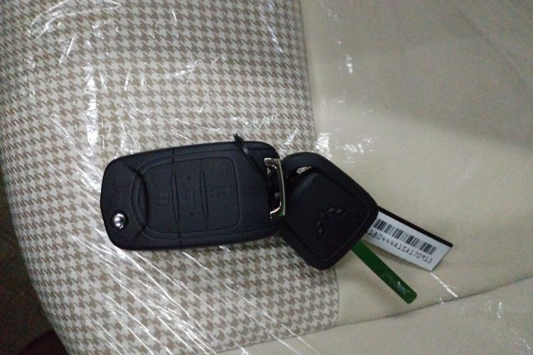 五菱汽车 宏光MINIEV 2025款 四门版 进阶款中控内饰11