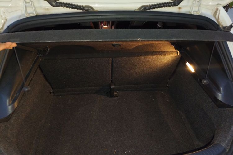 大众 尚酷 2011款 2.0TSI R-Line局部细节23