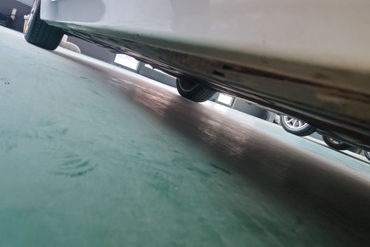 宝马3系 2019款 320Li 时尚型局部细节9001