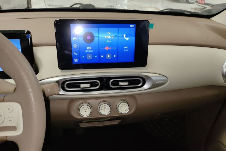 五菱汽车 宏光MINIEV 2025款 四门版 臻享款中控内饰16