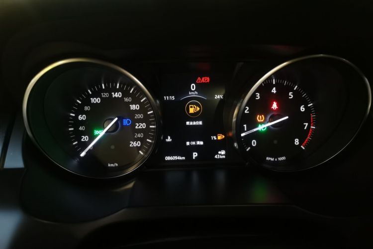 路虎 揽胜极光 2018款 240PS SE 智耀版局部细节14