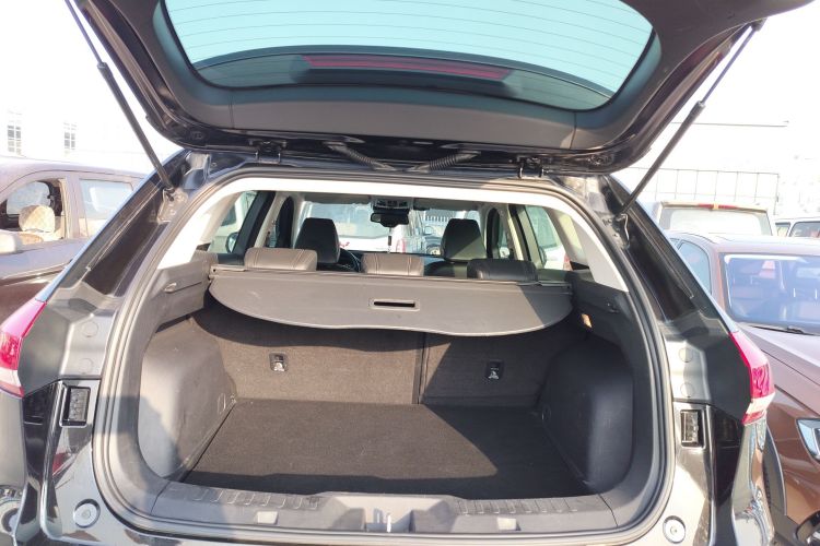 哈弗H6 2020款 1.5GDIT 自动铂金超豪版机舱底盘23