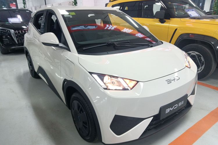 比亚迪 海鸥 2025款 305km 活力版车身外观3