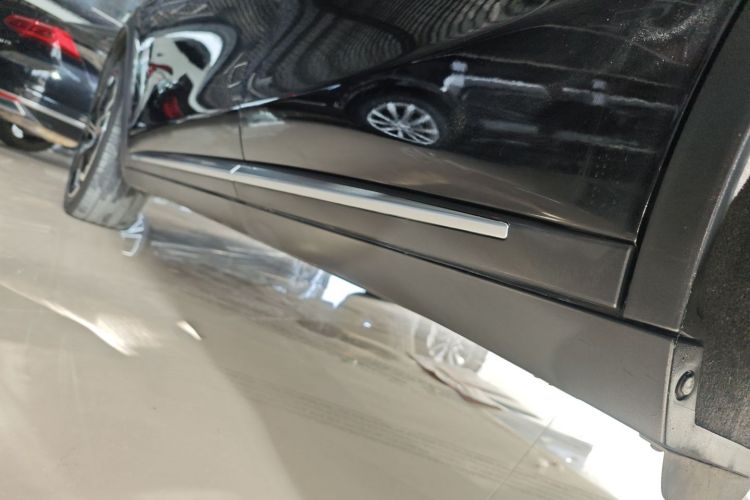 比亚迪 唐新能源 2021款 DM-i 112KM 尊贵型局部细节9002