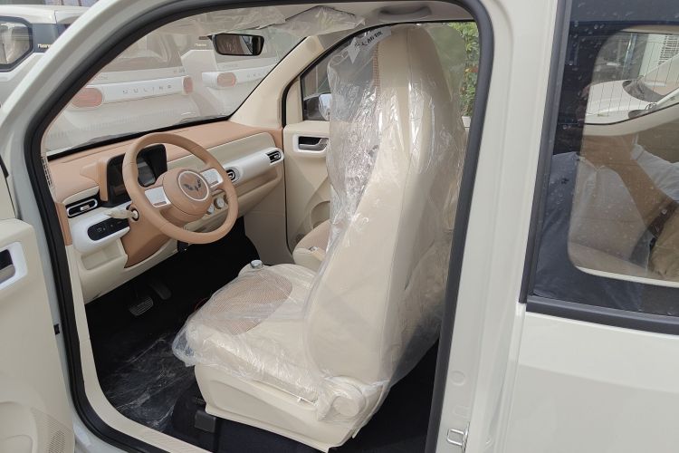 五菱汽车 宏光MINIEV 2024款 第三代 215km 青春版局部细节19