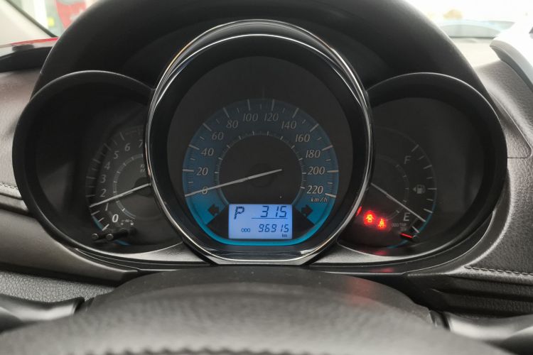 丰田 YARiS L 致炫 2015款 1.5E 自动魅动版中控内饰14