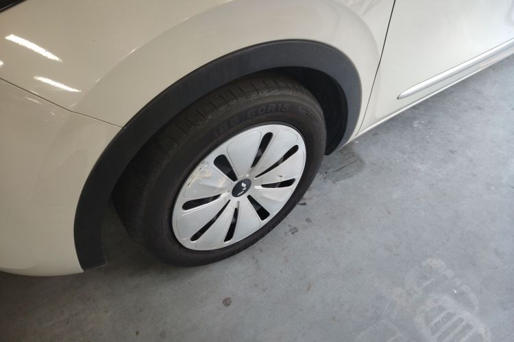 五菱汽车 五菱缤果 2023款 333km 快享款车身外观6007