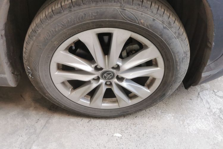 丰田 卡罗拉锐放 2022款 2.0L 精英版车身外观10