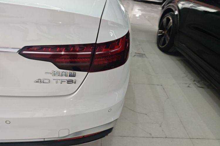 奥迪A4L 2020款 40 TFSI 时尚动感型车身外观9