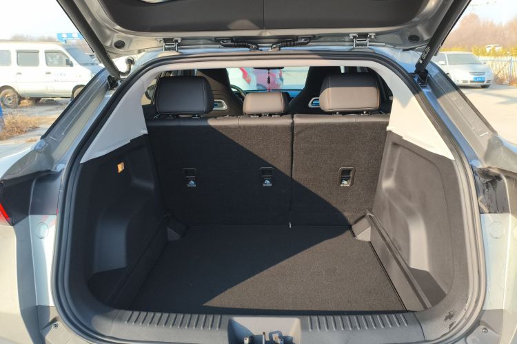 奇瑞 瑞虎5x 2025款 高能版 1.5T CVT豪华型机舱底盘23