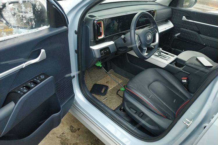 北京现代ix35 2023款 沐飒 2.0L 旗舰版TOP中控内饰7003