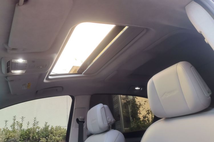 别克GL8 2022款 Avenir艾维亚 六座贤礼版中控内饰22