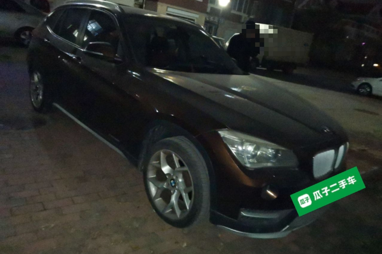 宝马X1 2015款 xDrive20i 时尚晋级版车身外观3