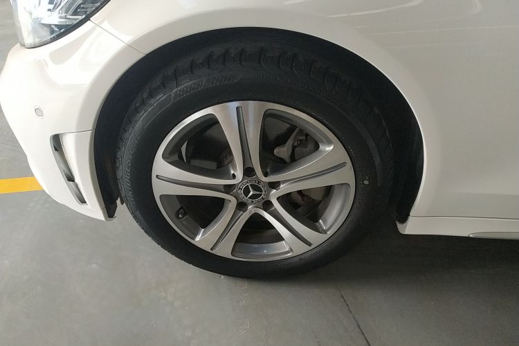 奔驰C级 2020款 C 260 L 运动版车身外观6007