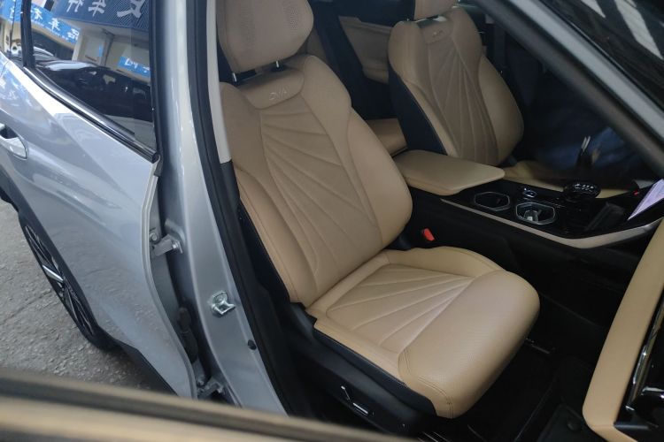 吉利汽车 博越L 2023款 2.0TD DCT旗舰型局部细节41