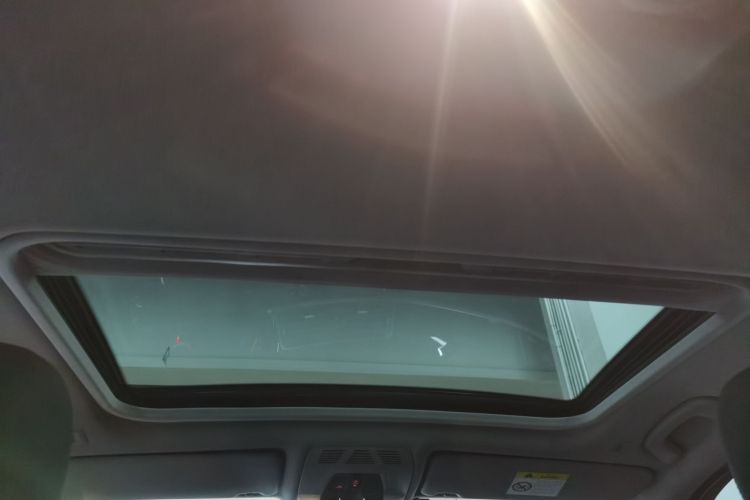 宝马3系 2017款 320Li M运动型中控内饰22