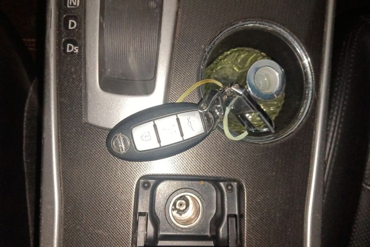 日产 天籁 2013款 2.0L XL舒适版中控内饰7001