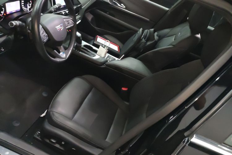 凯迪拉克CT4 2022款 28T 豪华型局部细节19