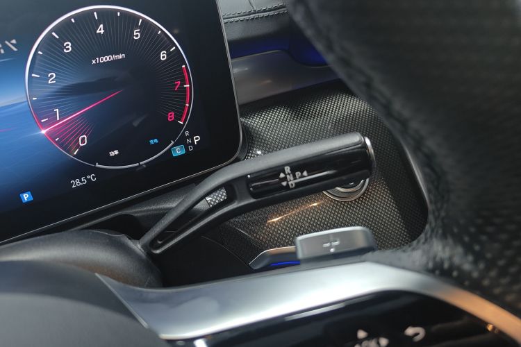 奔驰C级 2023款 C 260 L 运动版局部细节18