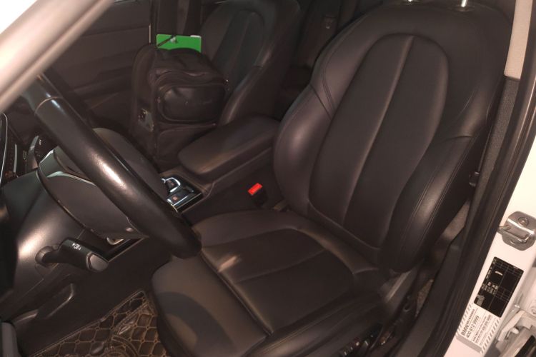 宝马1系 2018款 118i 运动型局部细节19