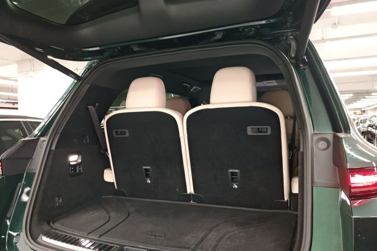 理想汽车 理想L9 2022款 Max机舱底盘23