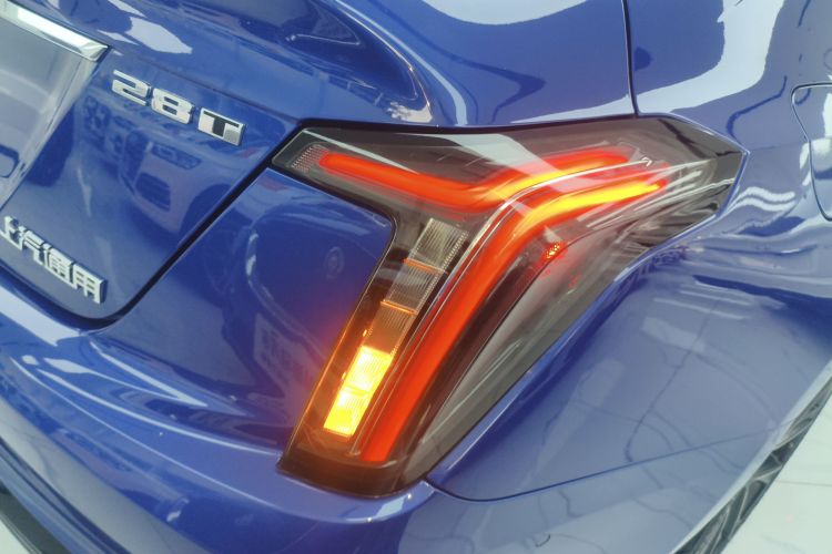 凯迪拉克CT5 2021款 28T 铂金运动型车身外观6006