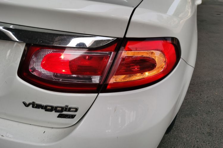 菲亚特 菲翔 2012款 1.4T 自动劲享版车身外观9