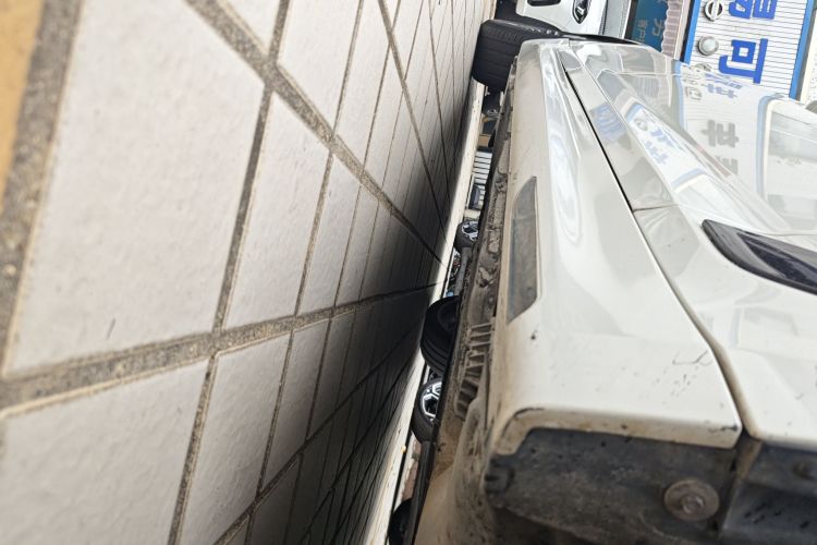 宝马5系 2018款 530Li 领先型 M运动套装局部细节9001