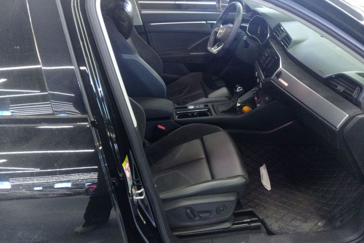 奥迪Q3 Sportback 2022款 40 TFSI 时尚型局部细节41