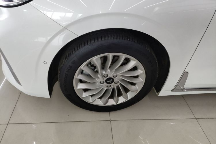 岚图汽车 岚图梦想家 2024款 PHEV 超长续航尊贵版车身外观6007