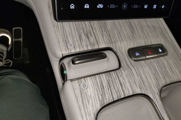 蔚来ES7 2022款 100kWh中控内饰18