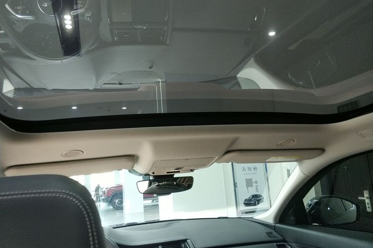 捷豹E-PACE 2024款 耀黑运动版 R-DYNAMIC SE BLACK局部细节22