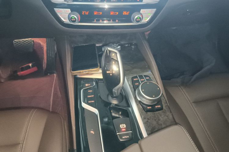 宝马5系 2020款 525Li M运动套装局部细节18