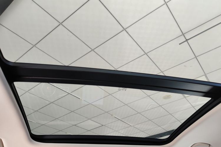 红旗H5 2024款 1.5T DCT智联旗韵版中控内饰22