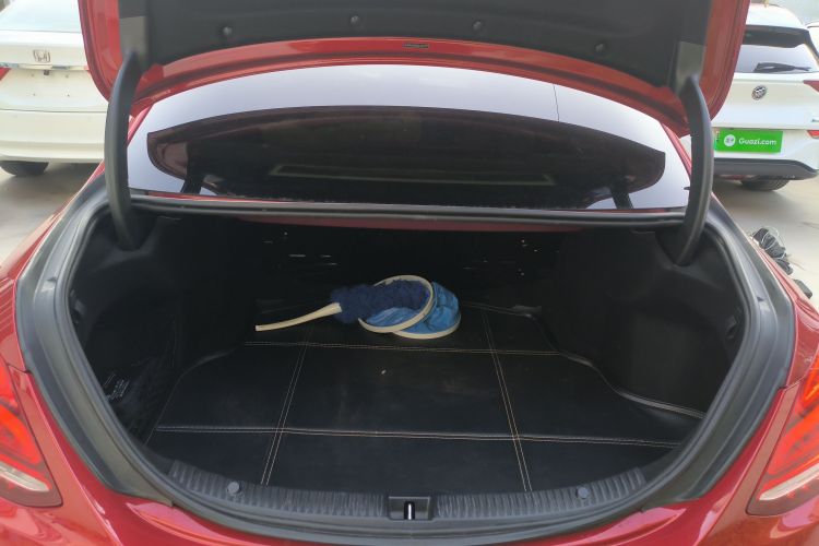 奔驰C级 2015款 改款 C 180 L 运动型局部细节23