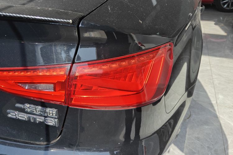 奥迪A3 2016款 Limousine 35 TFSI 风尚型车身外观9