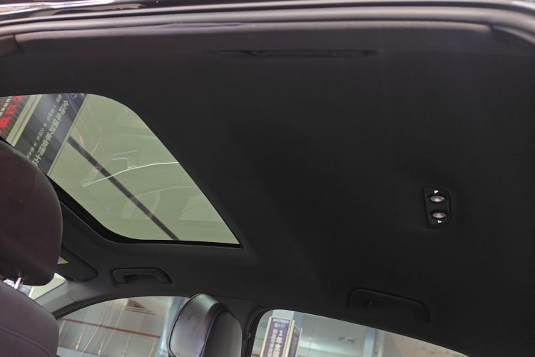 奥迪A6L 2023款 40 TFSI 豪华动感型中控内饰22