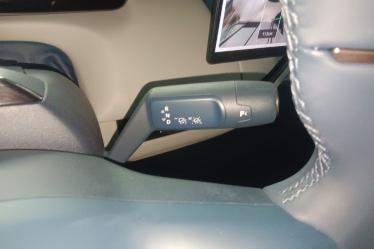 极氪MIX 2025款 长续航智驾版局部细节18